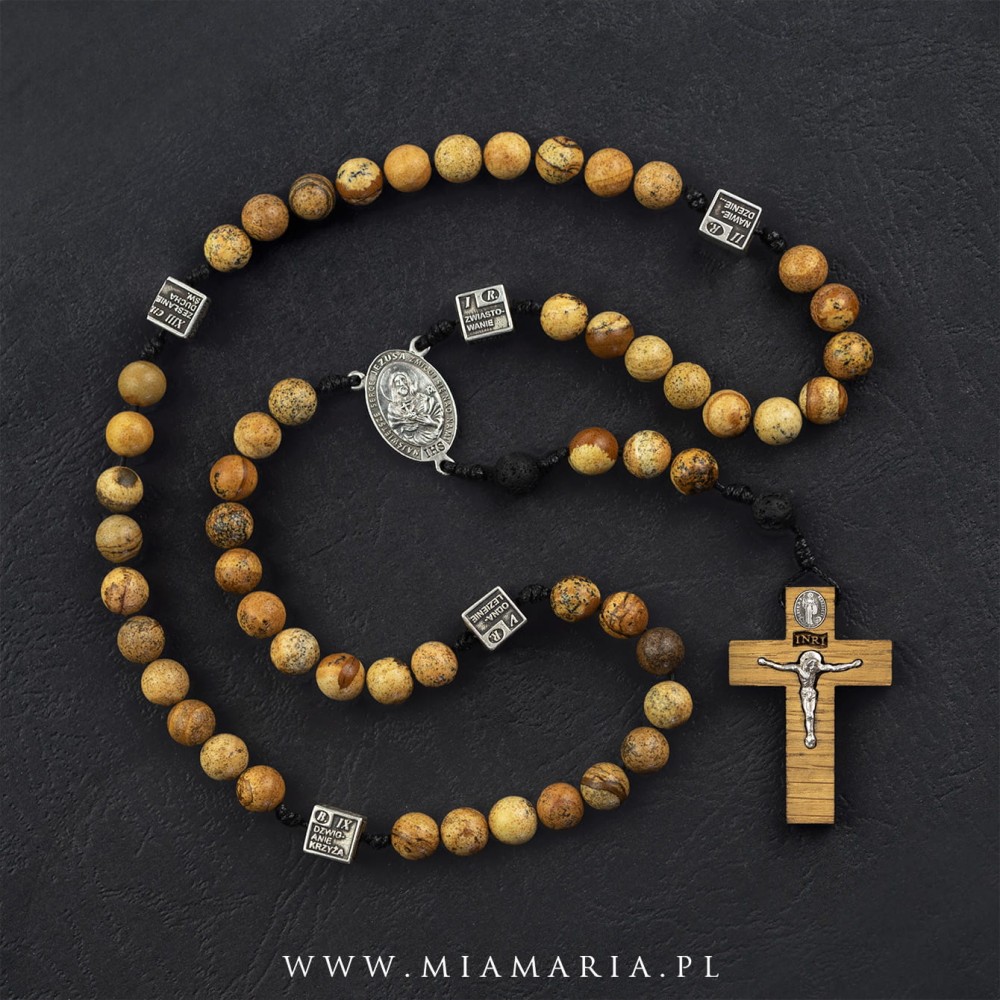 Różaniec (Mia Maria) Educatione