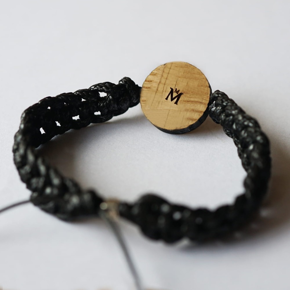 Grawer na drewnianym kółku